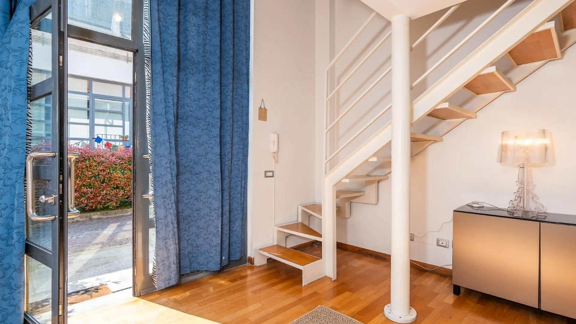 Loft Design On 3 Levels Near The Polytechnic Daire Milano